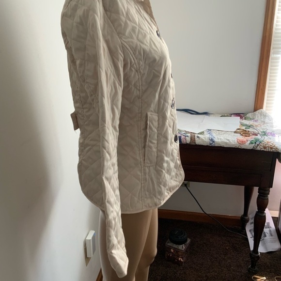 Women Plaid Jacket NWOT Keep Warm This Winter Private Label Size Small - Picture 2 of 4